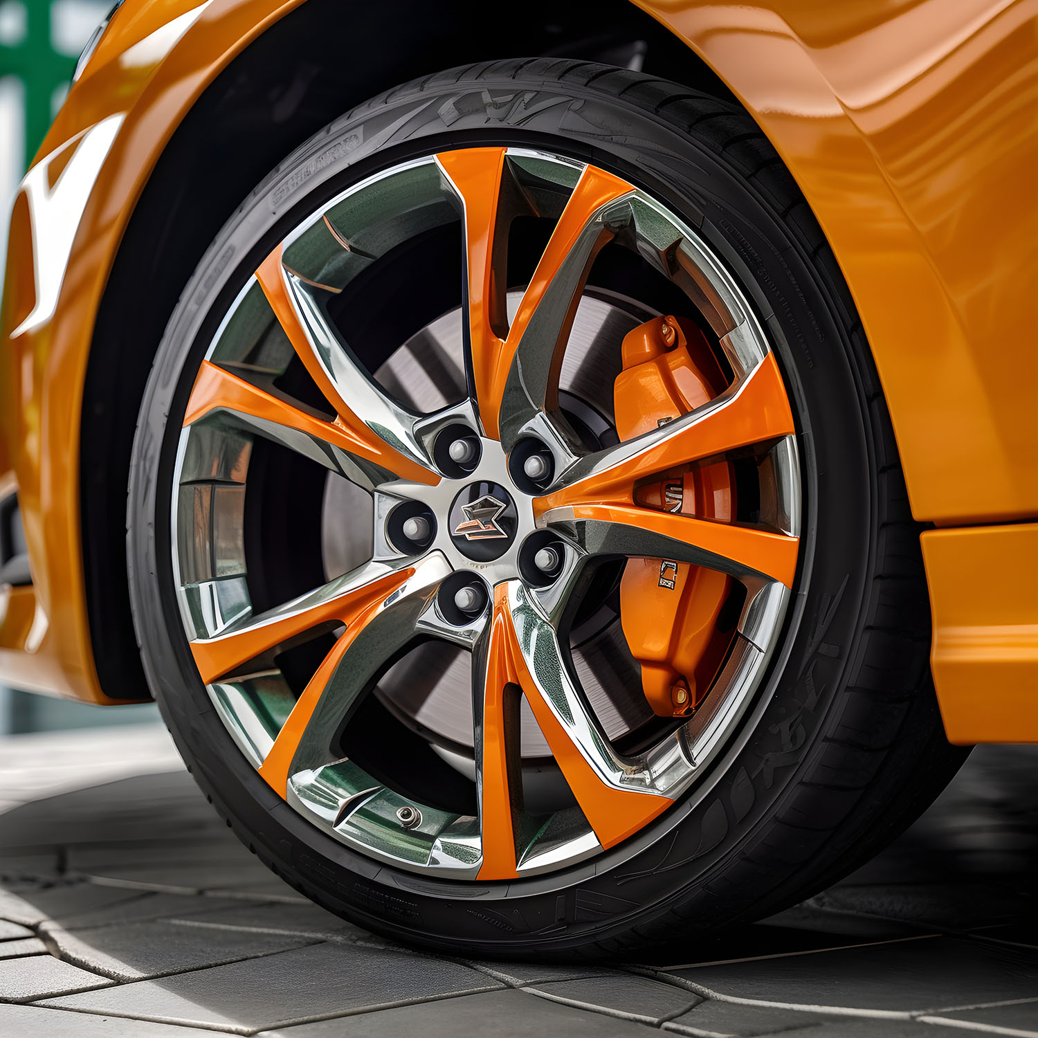 orangefarbenes-auto-mit-orangefarbenen-felgen-und-dem-wort-nissan-auf-der-felge